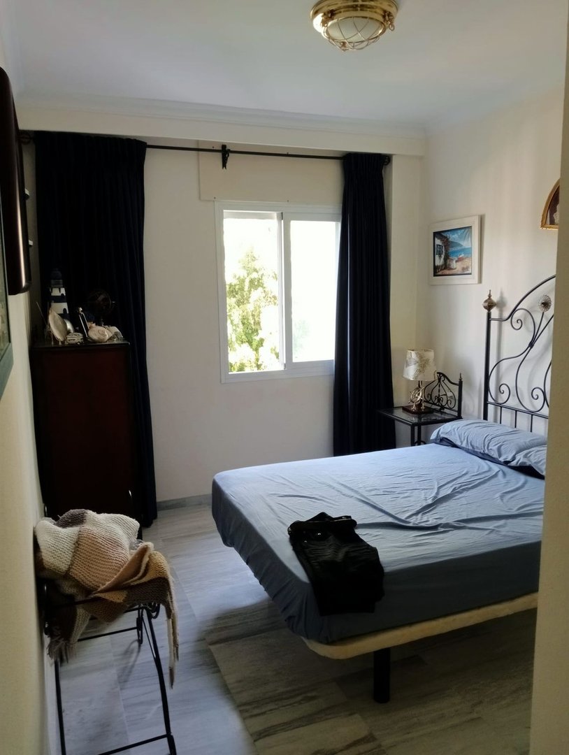 2 Bed Middle Floor Apartment in Marbella