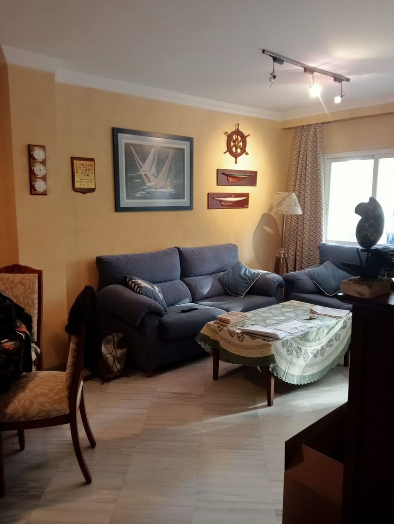 2 Bed Middle Floor Apartment in Marbella