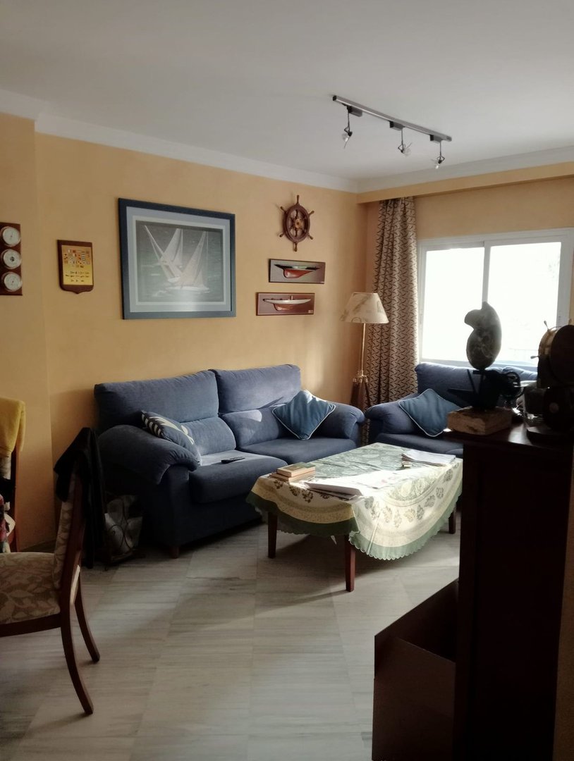 2 Bed Middle Floor Apartment in Marbella