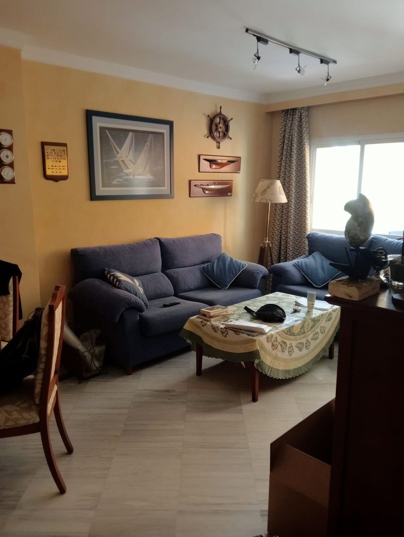 2 Bed Middle Floor Apartment in Marbella