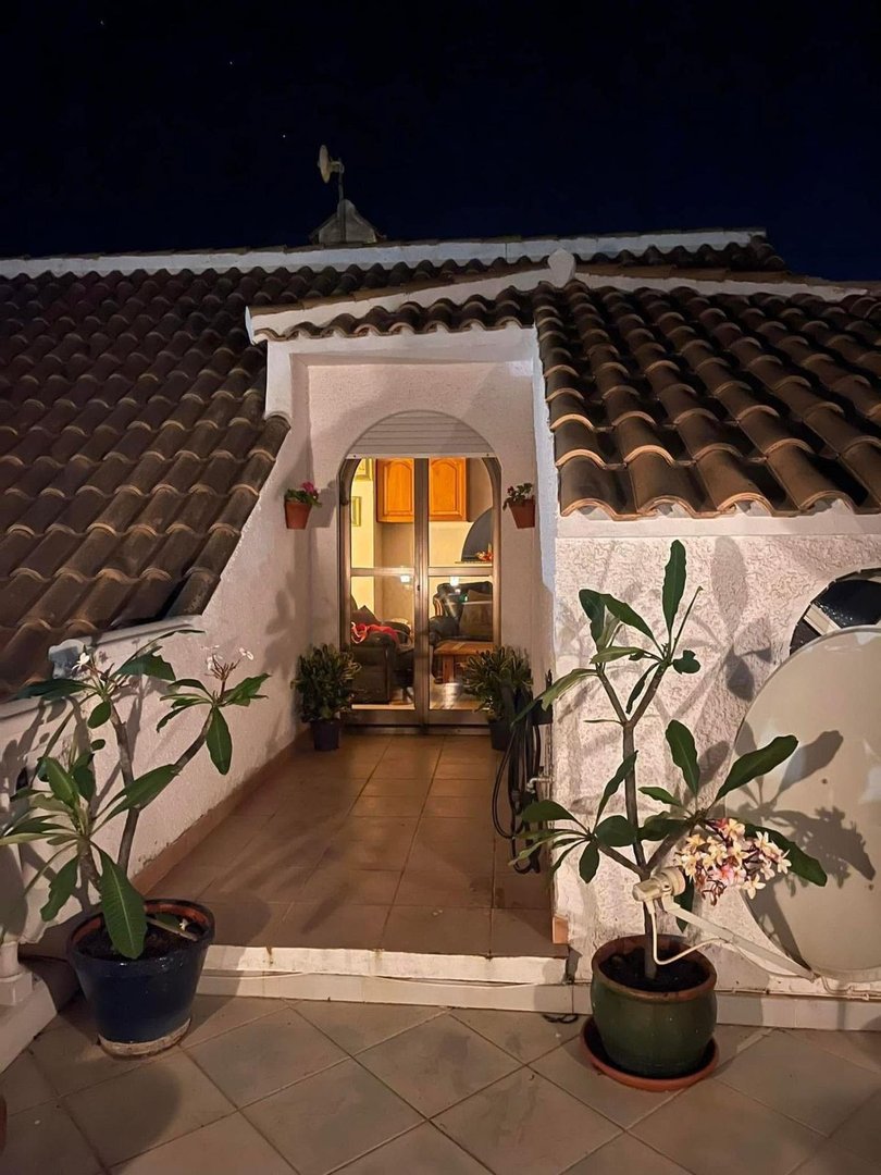 6 Bed Detached Villa in El Faro
