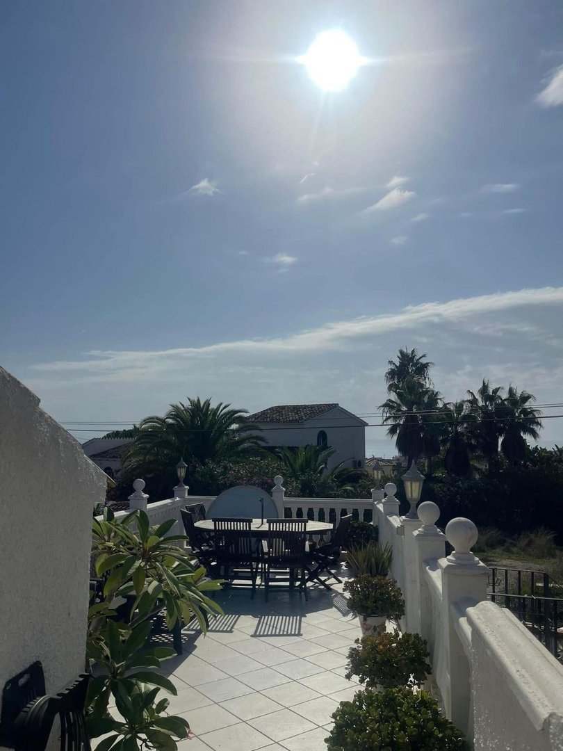 6 Bed Detached Villa in El Faro
