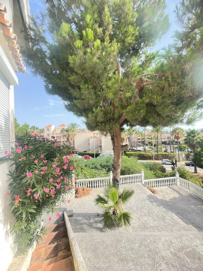 6 Bed Detached Villa in El Faro