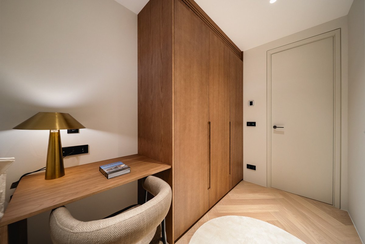 3 Bed Middle Floor Apartment in The Golden Mile