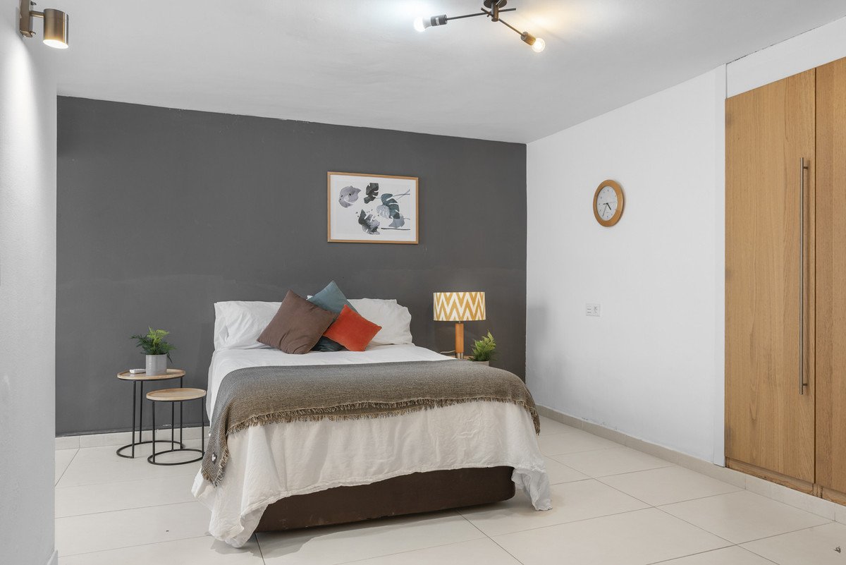 6 Bed Detached Villa in Nueva Andalucía