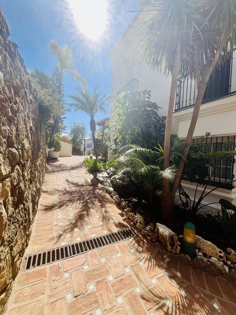 3 Bed Townhouse in The Golden Mile