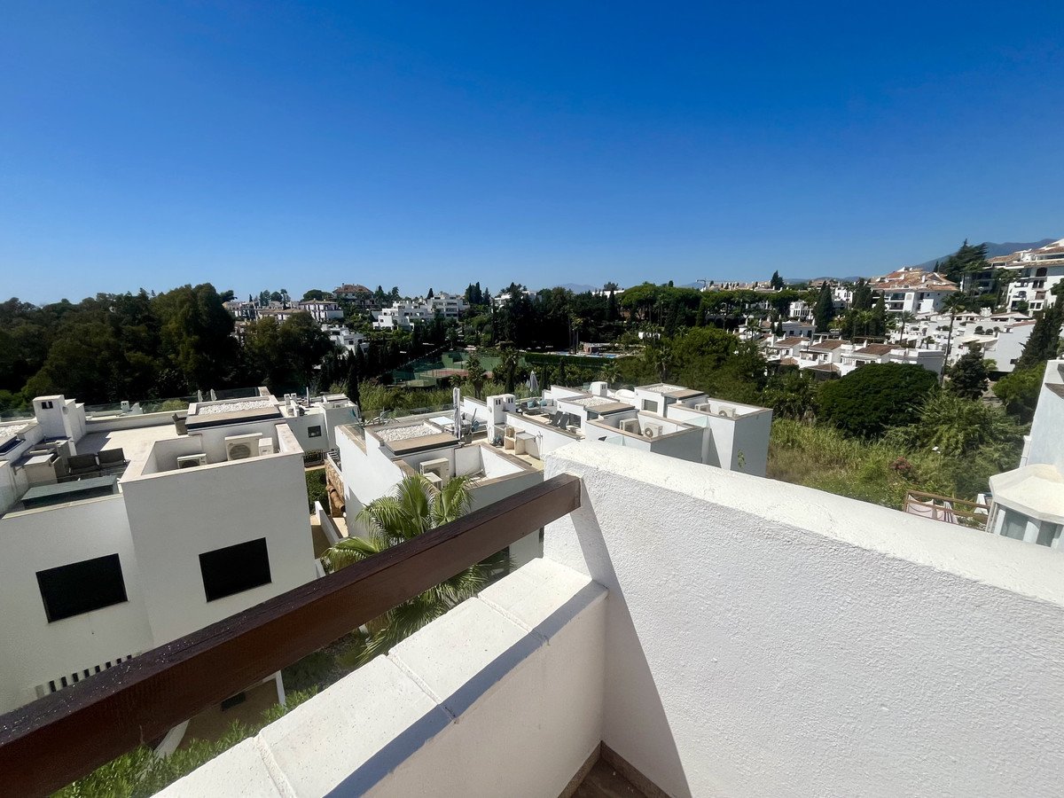 3 Bed Townhouse in The Golden Mile