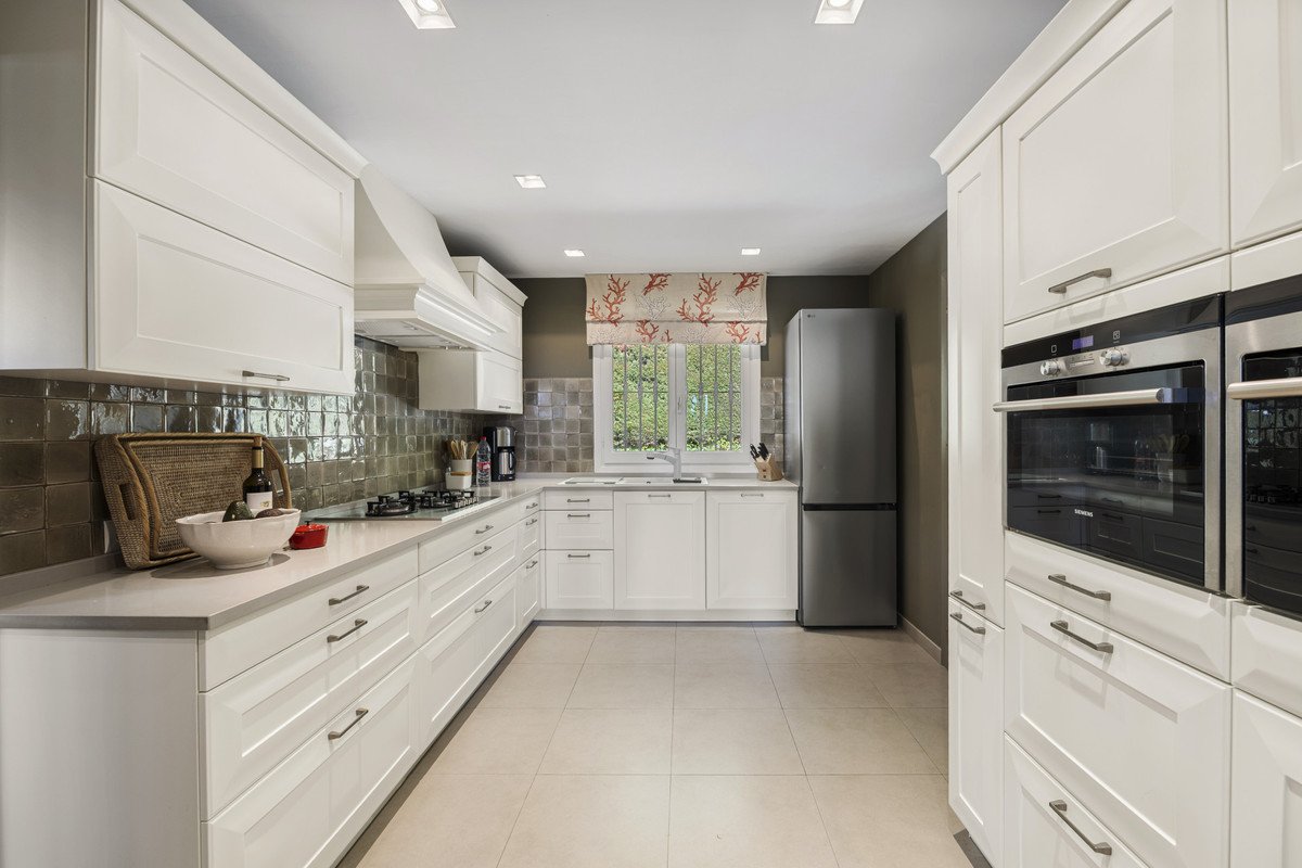 2 Bed Detached Villa in Marbella