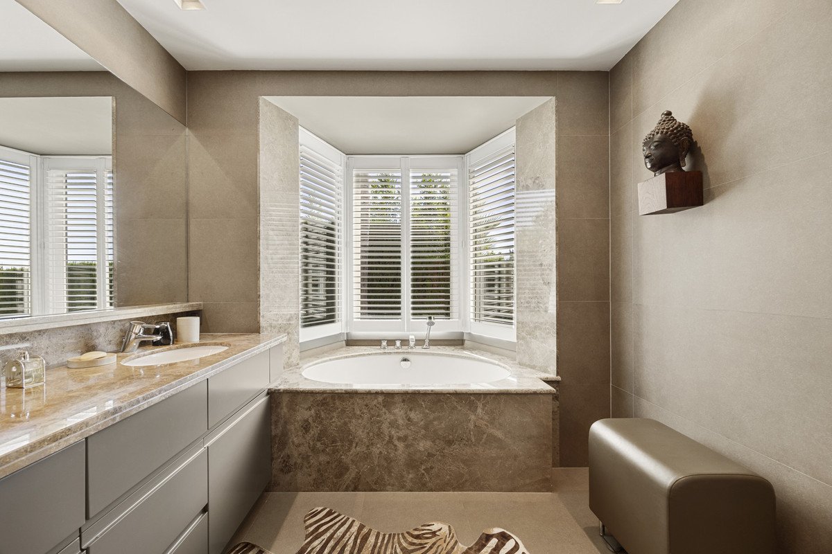 2 Bed Detached Villa in Marbella