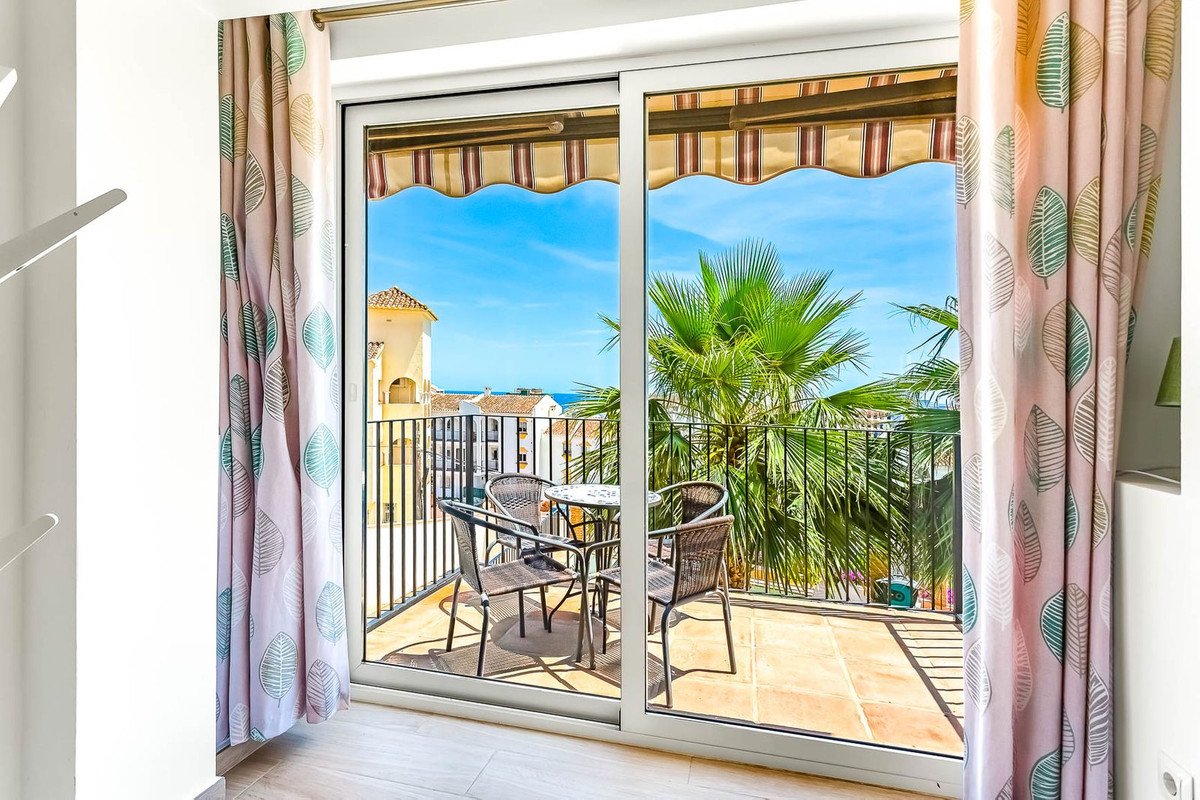 12 Bed Business in Torreblanca