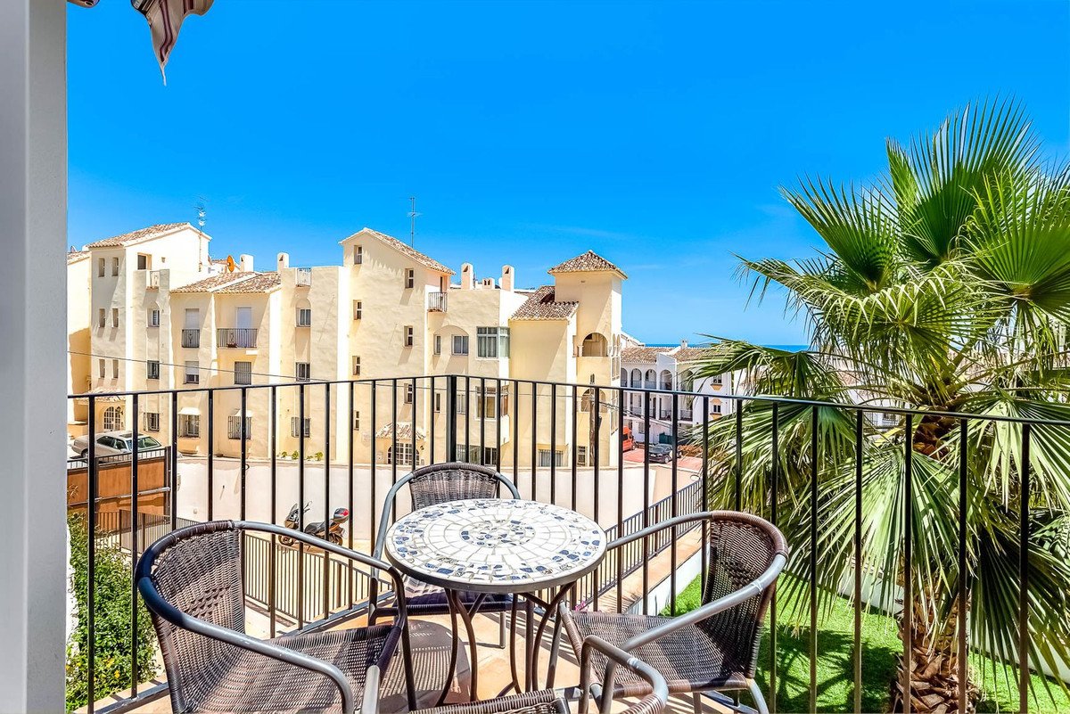 12 Bed Business in Torreblanca