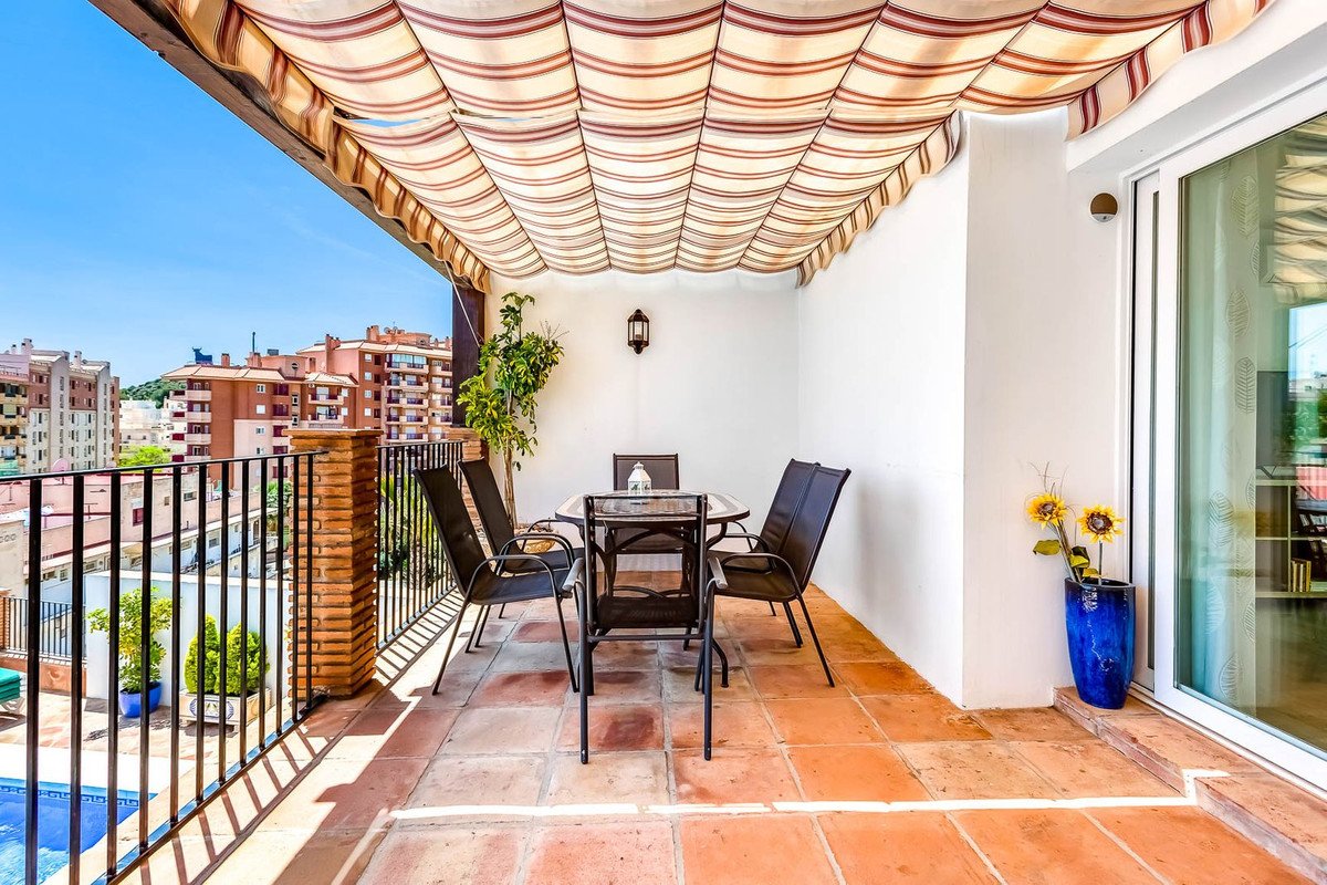 12 Bed Business in Torreblanca