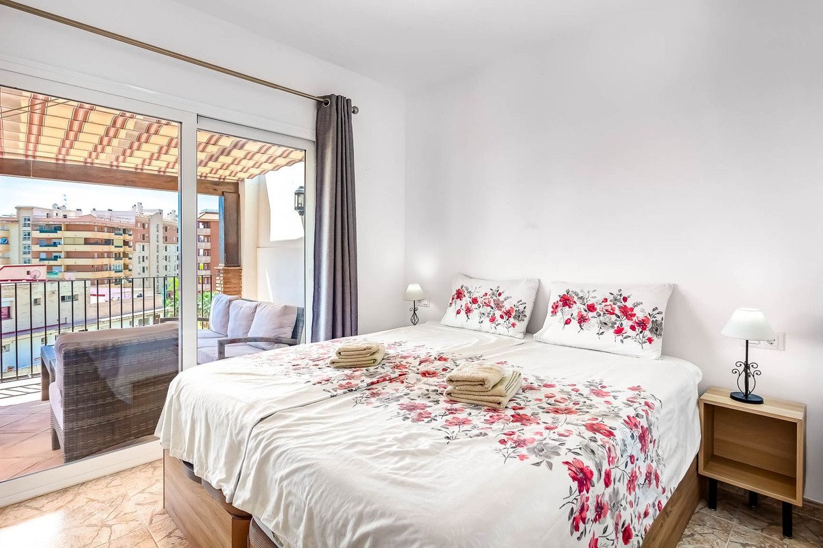 12 Bed Business in Torreblanca