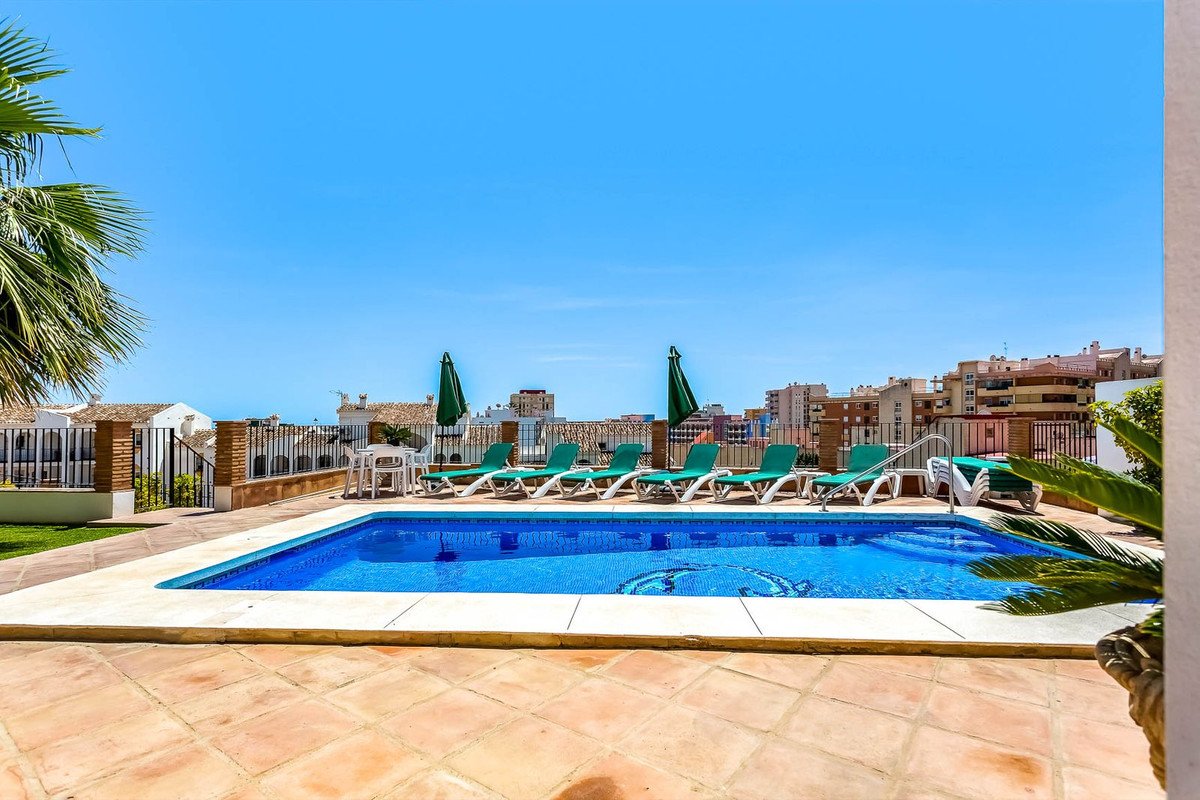 12 Bed Business in Torreblanca