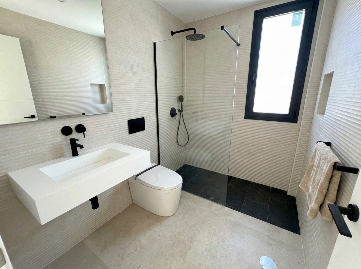 5 Bed Detached Villa in El Chaparral