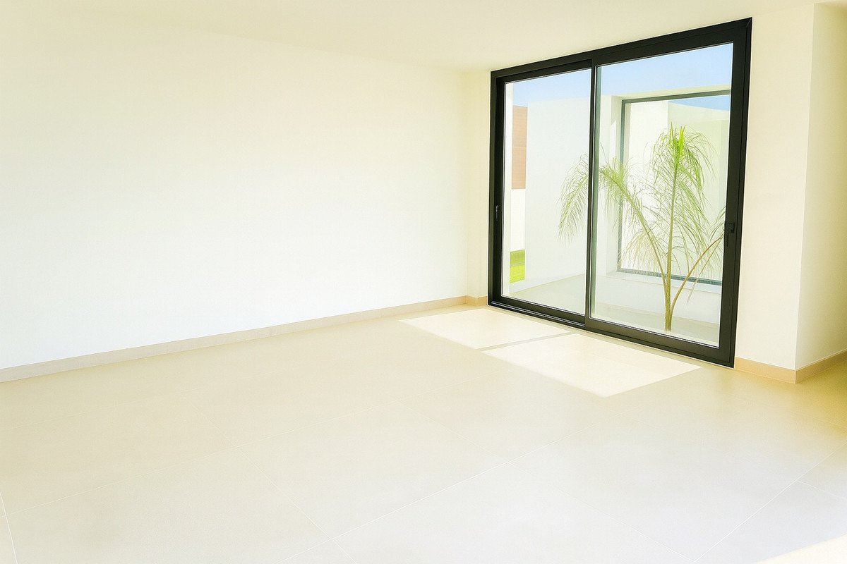 5 Bed Detached Villa in El Chaparral