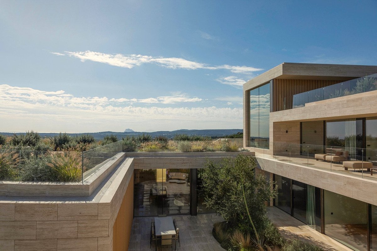 8 Bed Detached Villa in Sotogrande