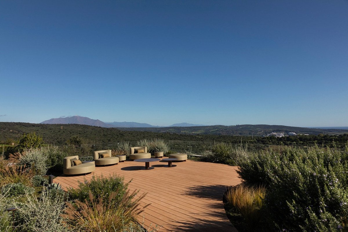 8 Bed Detached Villa in Sotogrande