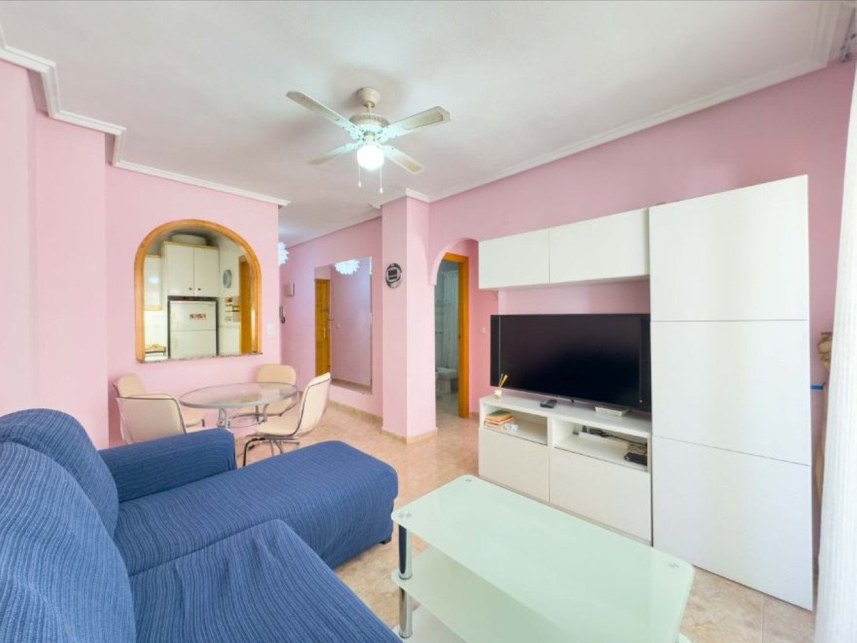 1 Bed Middle Floor Apartment in La Mata