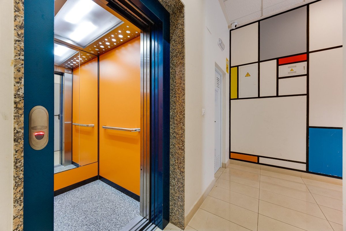 1 Bed Middle Floor Apartment in Parque de las Naciones