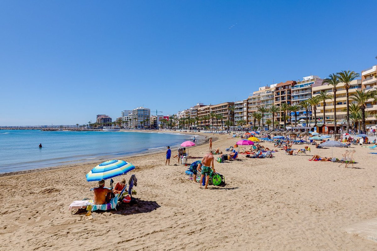3 Bed Ground Floor Apartment in Playa Del Cura