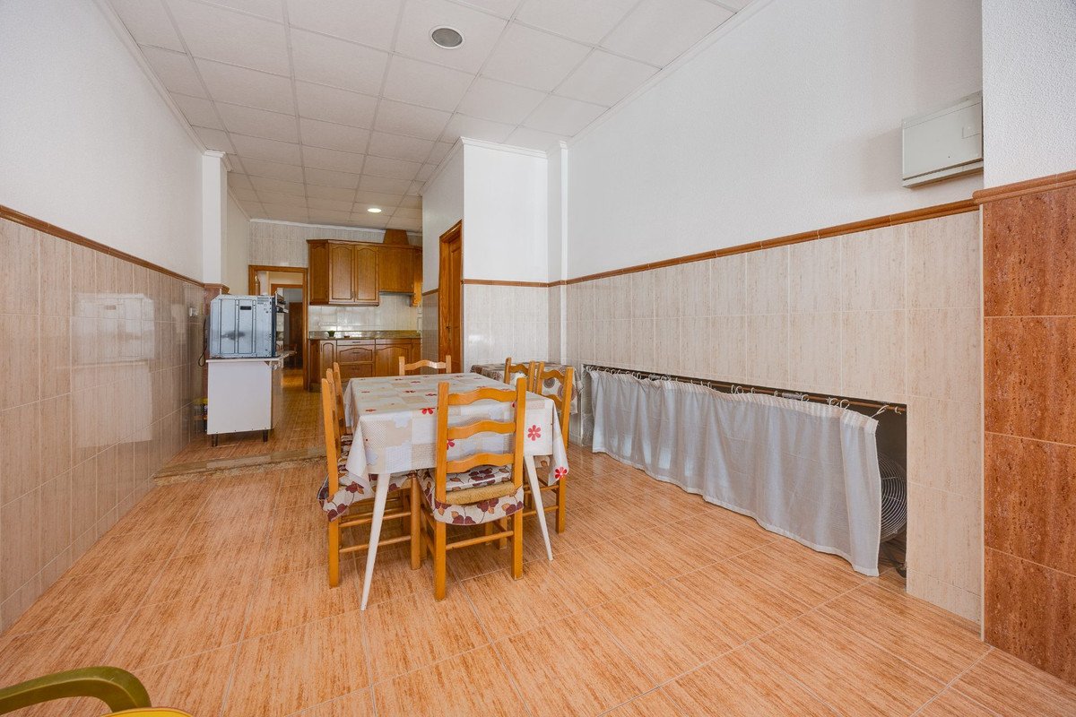 3 Bed Ground Floor Apartment in Playa Del Cura