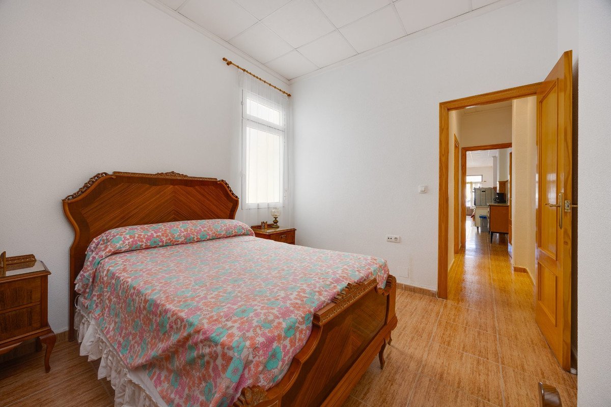 3 Bed Ground Floor Apartment in Playa Del Cura