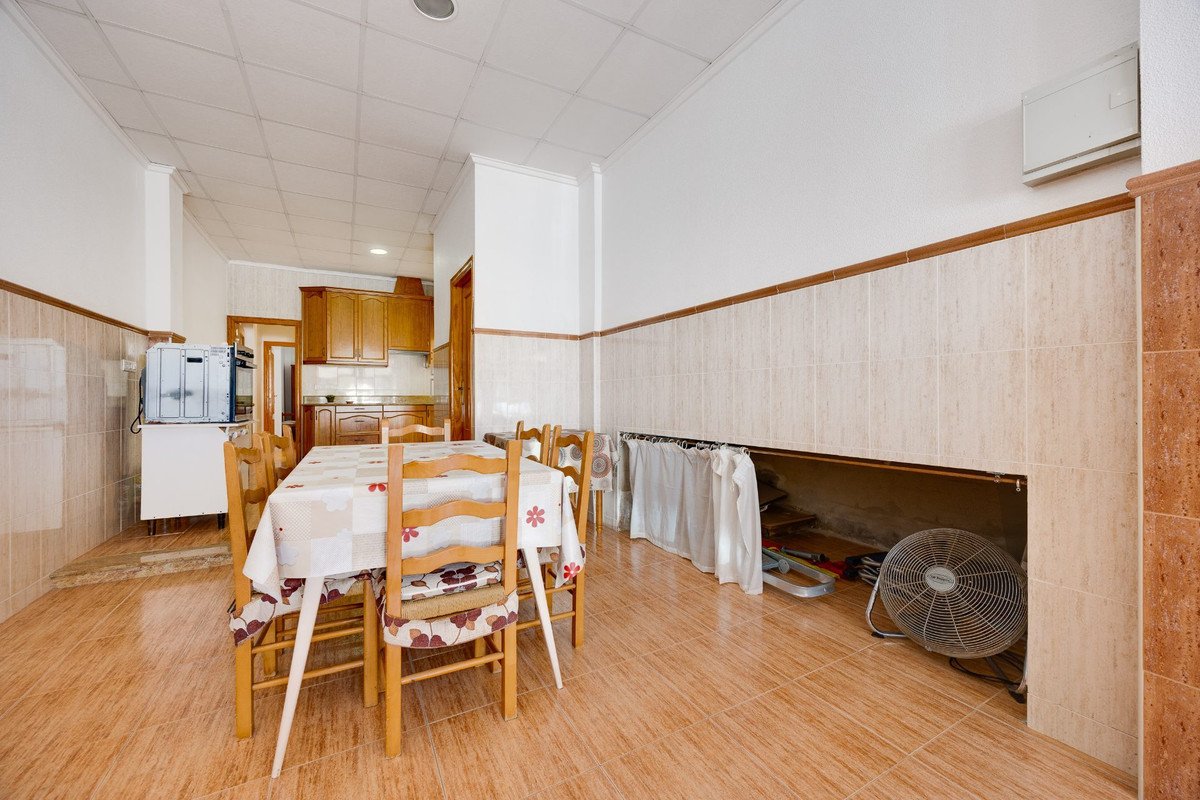 3 Bed Ground Floor Apartment in Playa Del Cura