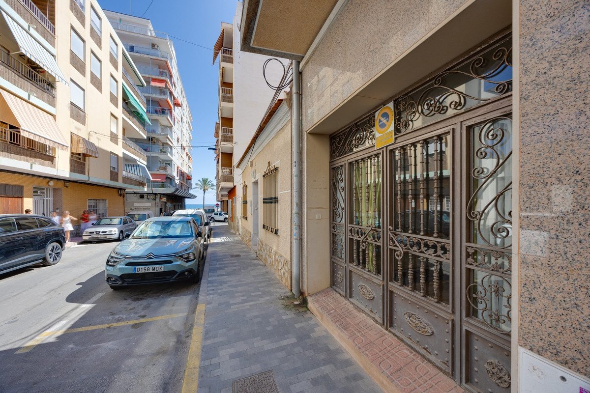3 Bed Ground Floor Apartment in Playa Del Cura