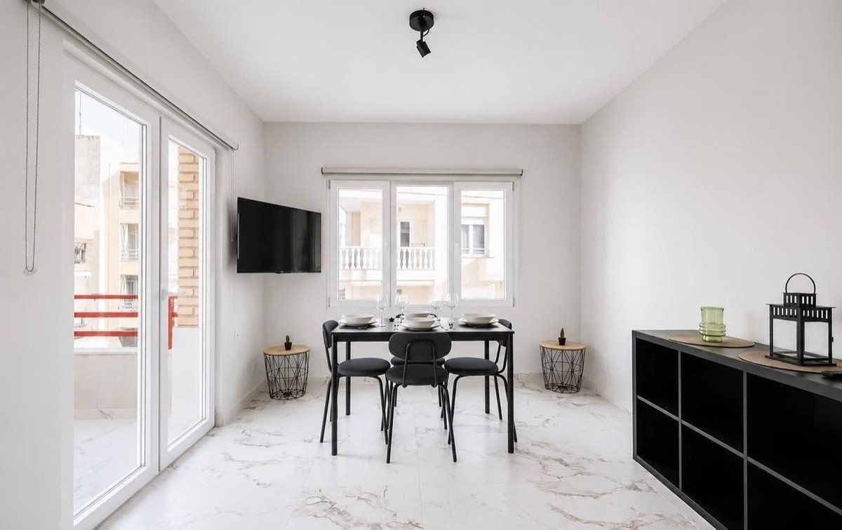 2 Bed Middle Floor Apartment in Playa Del Cura