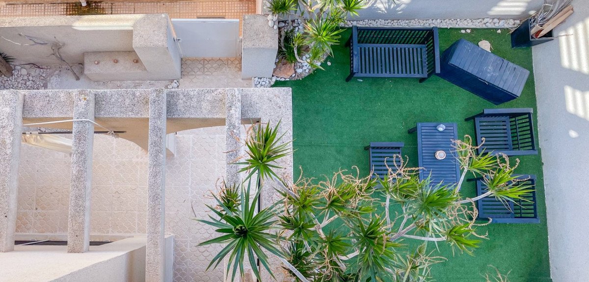 2 Bed Townhouse in Torrevieja