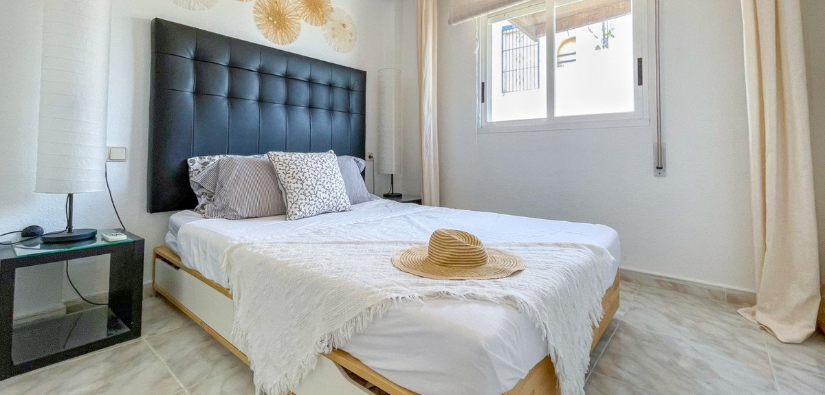 2 Bed Townhouse in Torrevieja