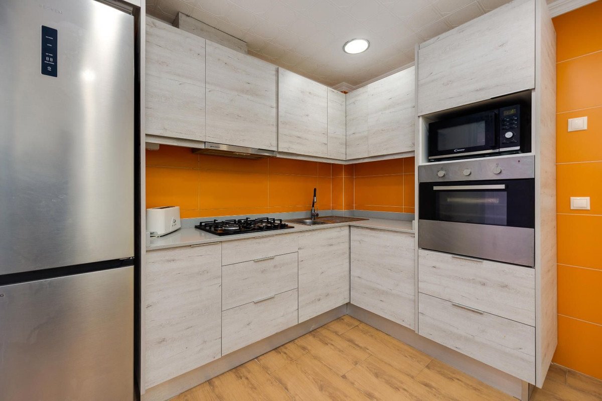 2 Bed Middle Floor Apartment in Torrevieja