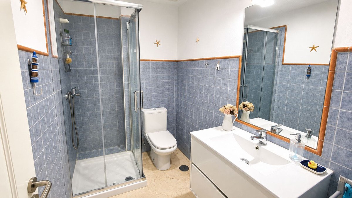 1 Bed Middle Floor Apartment in Casares Playa