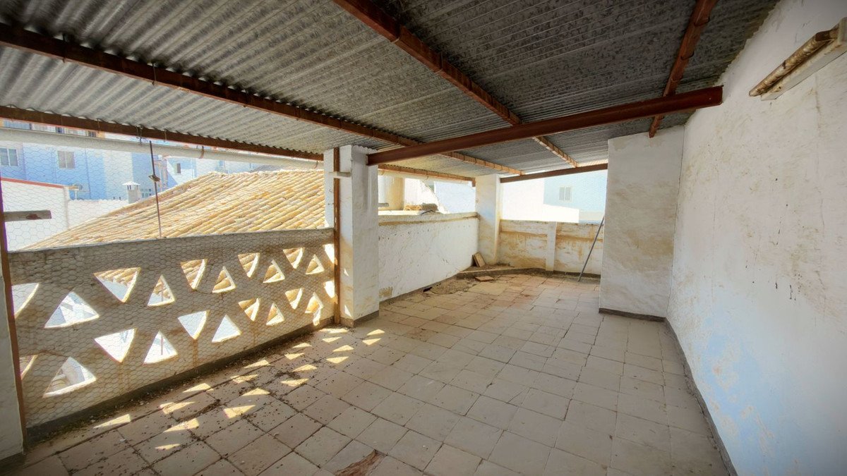 4 Bed Townhouse in Alameda