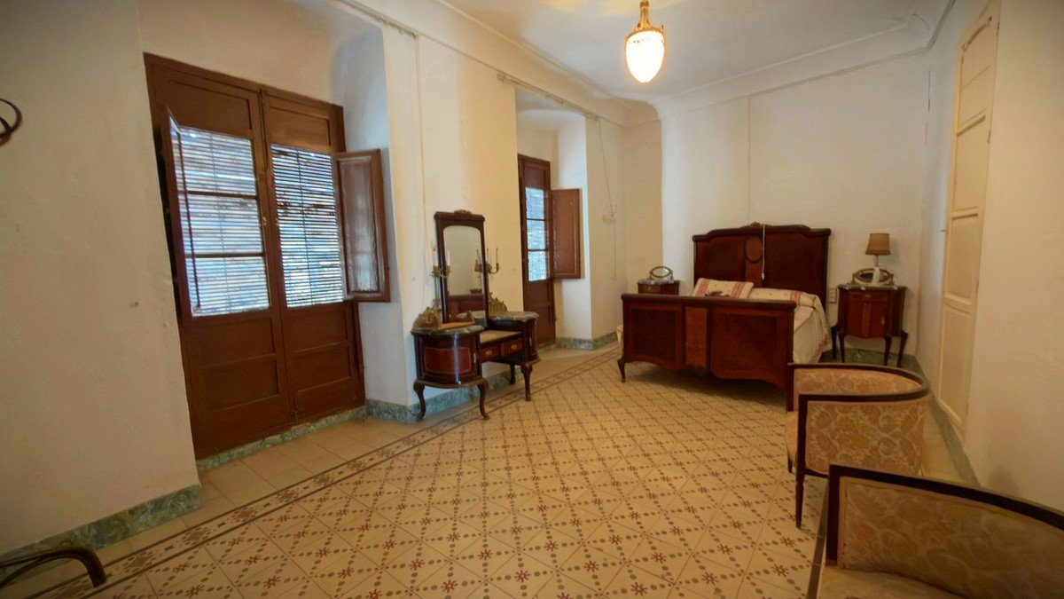 4 Bed Townhouse in Alameda