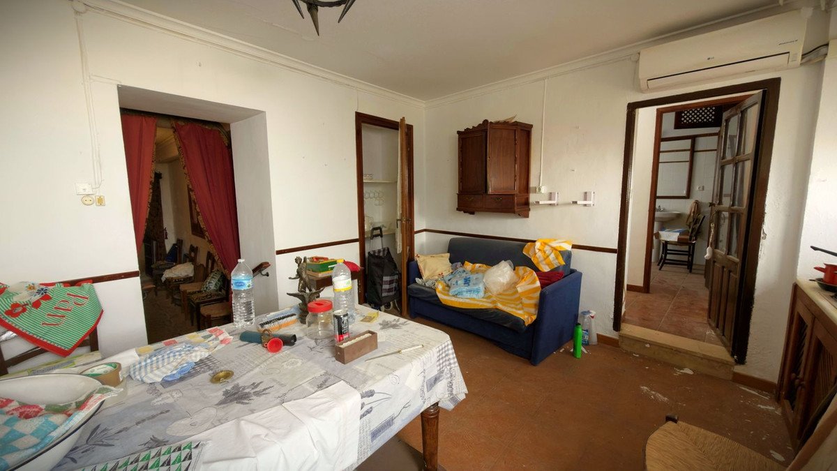 4 Bed Townhouse in Alameda