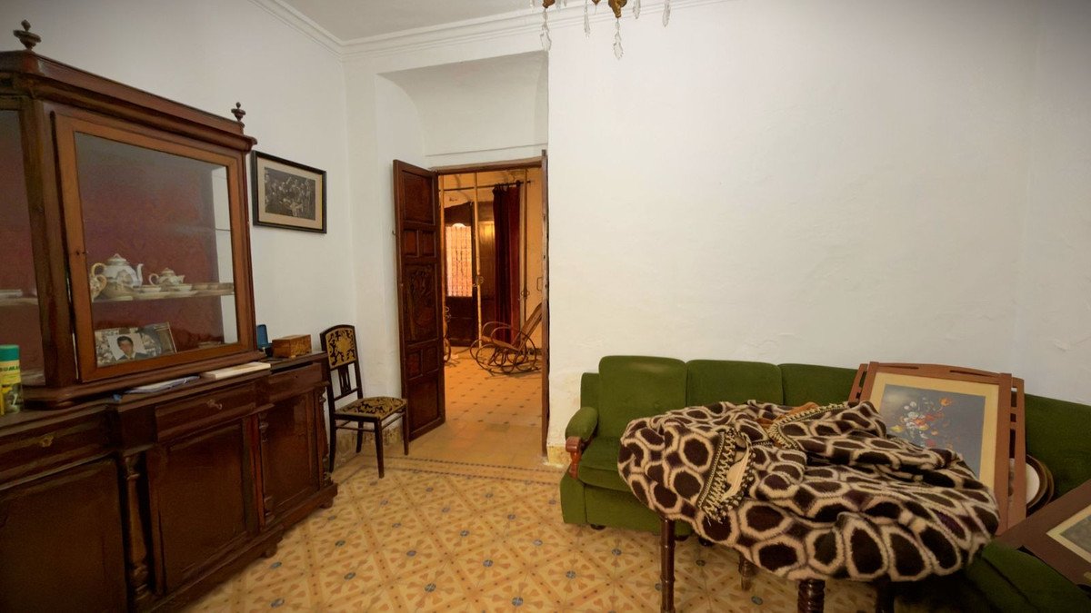 4 Bed Townhouse in Alameda