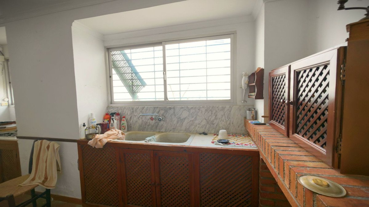 4 Bed Townhouse in Alameda