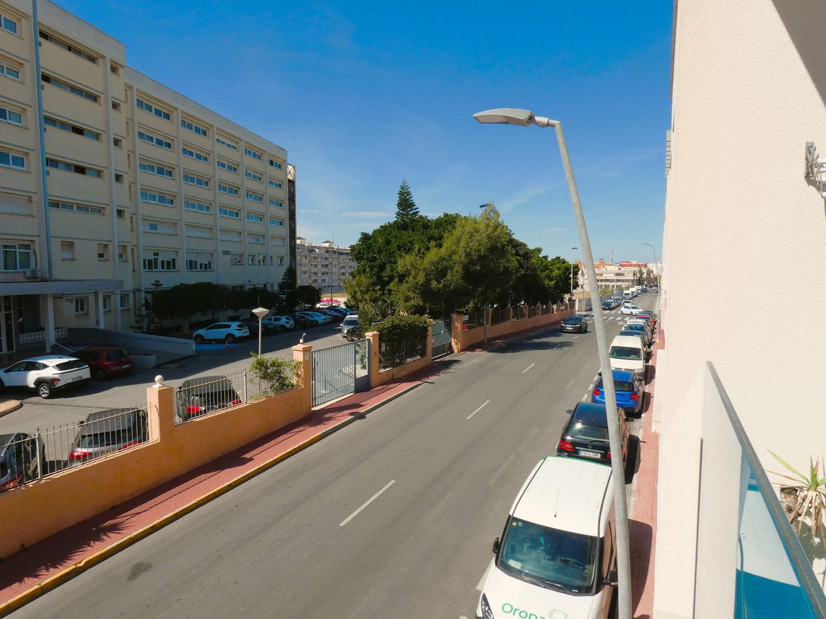 3 Bed Middle Floor Apartment in Torrevieja