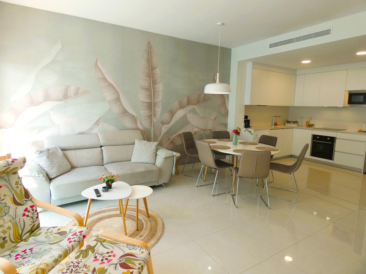 3 Bed Middle Floor Apartment in Torrevieja