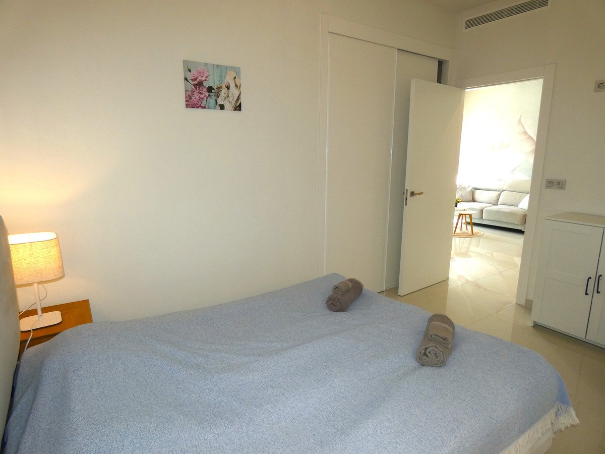 3 Bed Middle Floor Apartment in Torrevieja