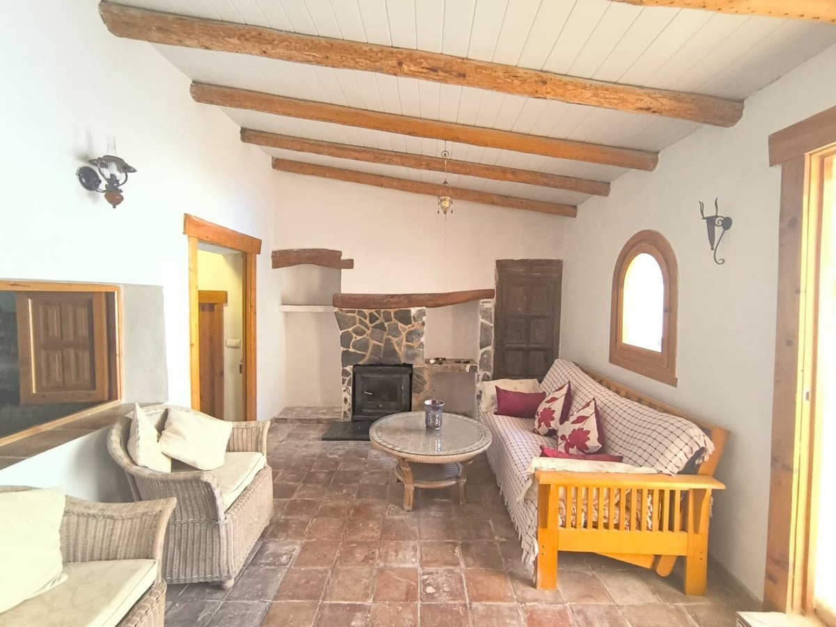 4 Bed Detached Villa in Chinorlet
