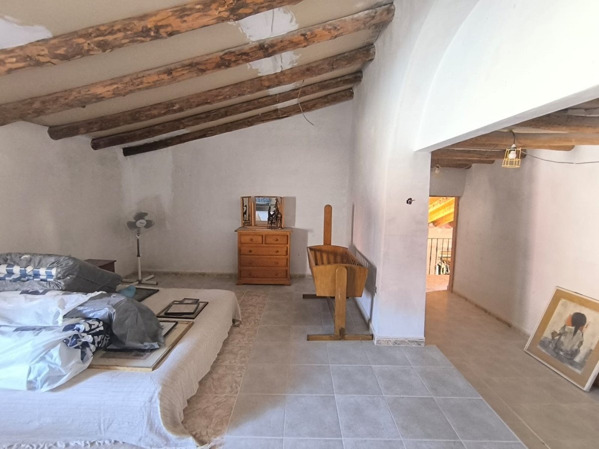 4 Bed Detached Villa in Chinorlet
