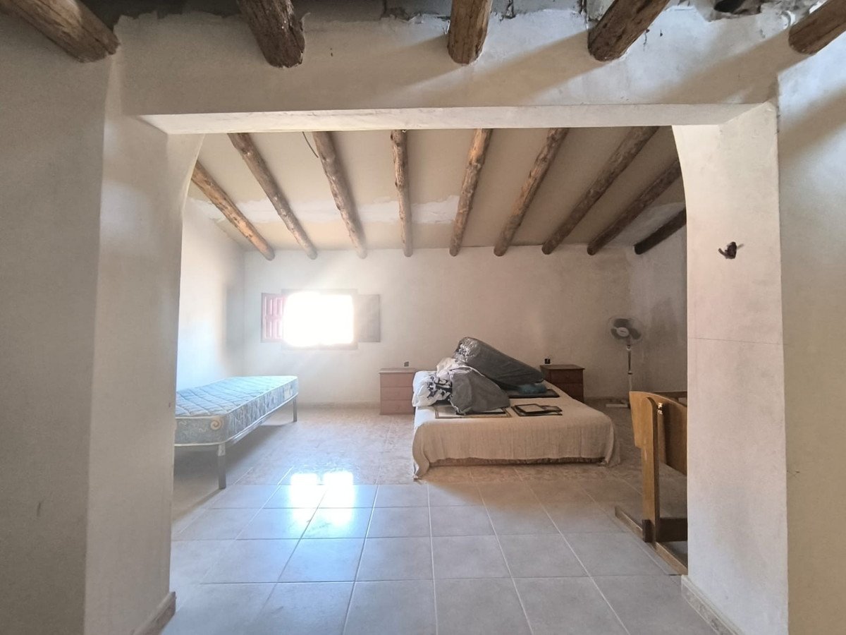 4 Bed Detached Villa in Chinorlet