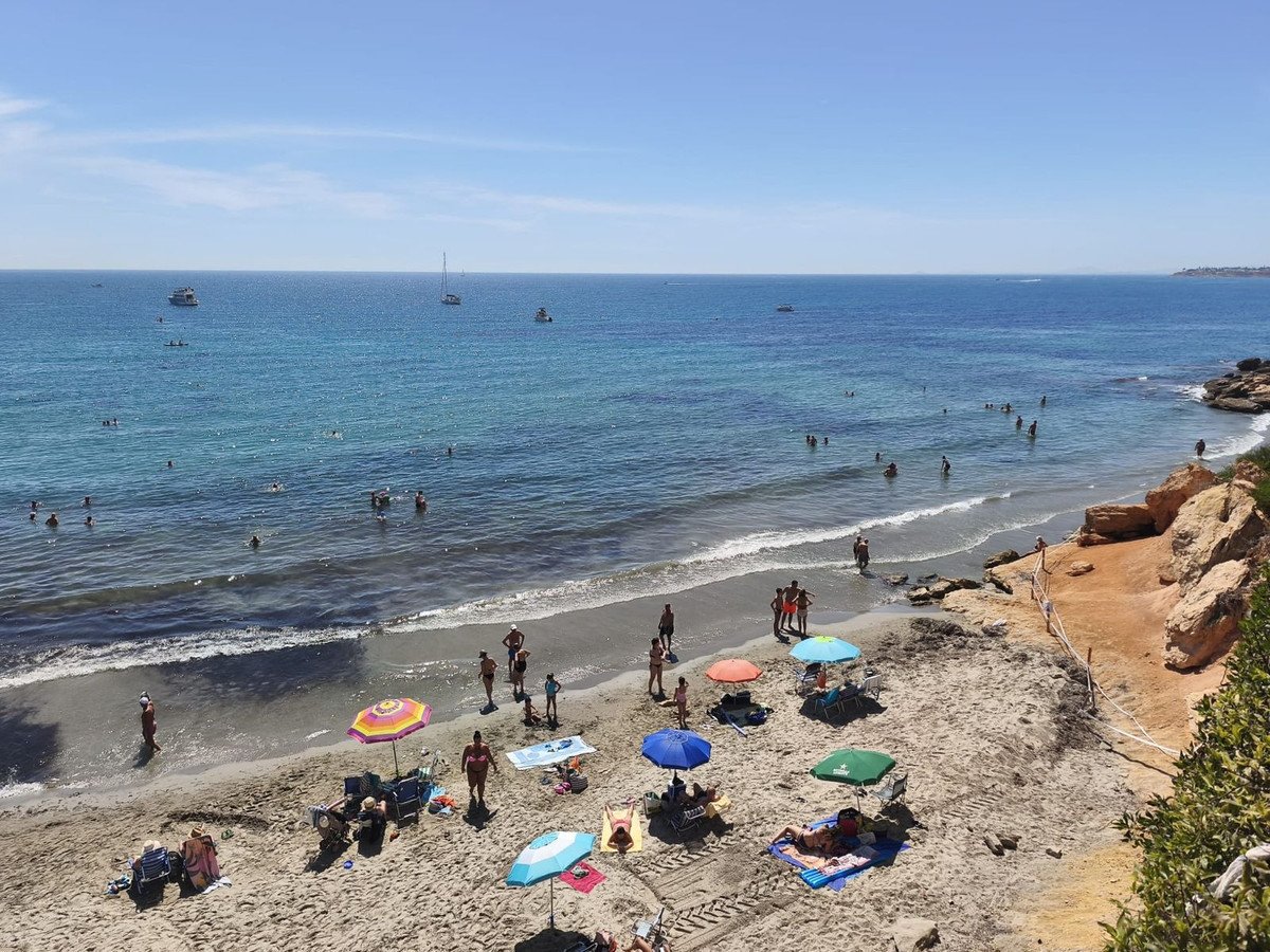 3 Bed Top Floor Apartment in Punta Prima