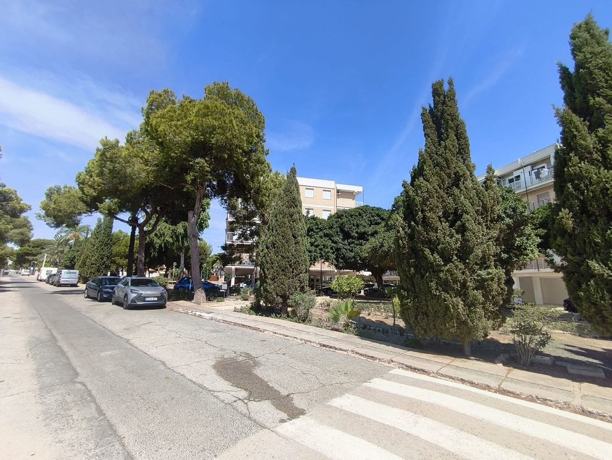 3 Bed Top Floor Apartment in Punta Prima