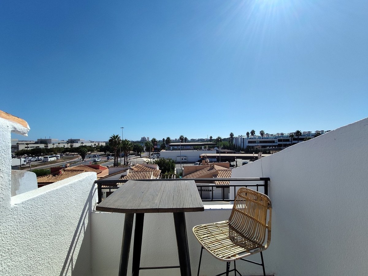 3 Bed Townhouse in Los Balcones