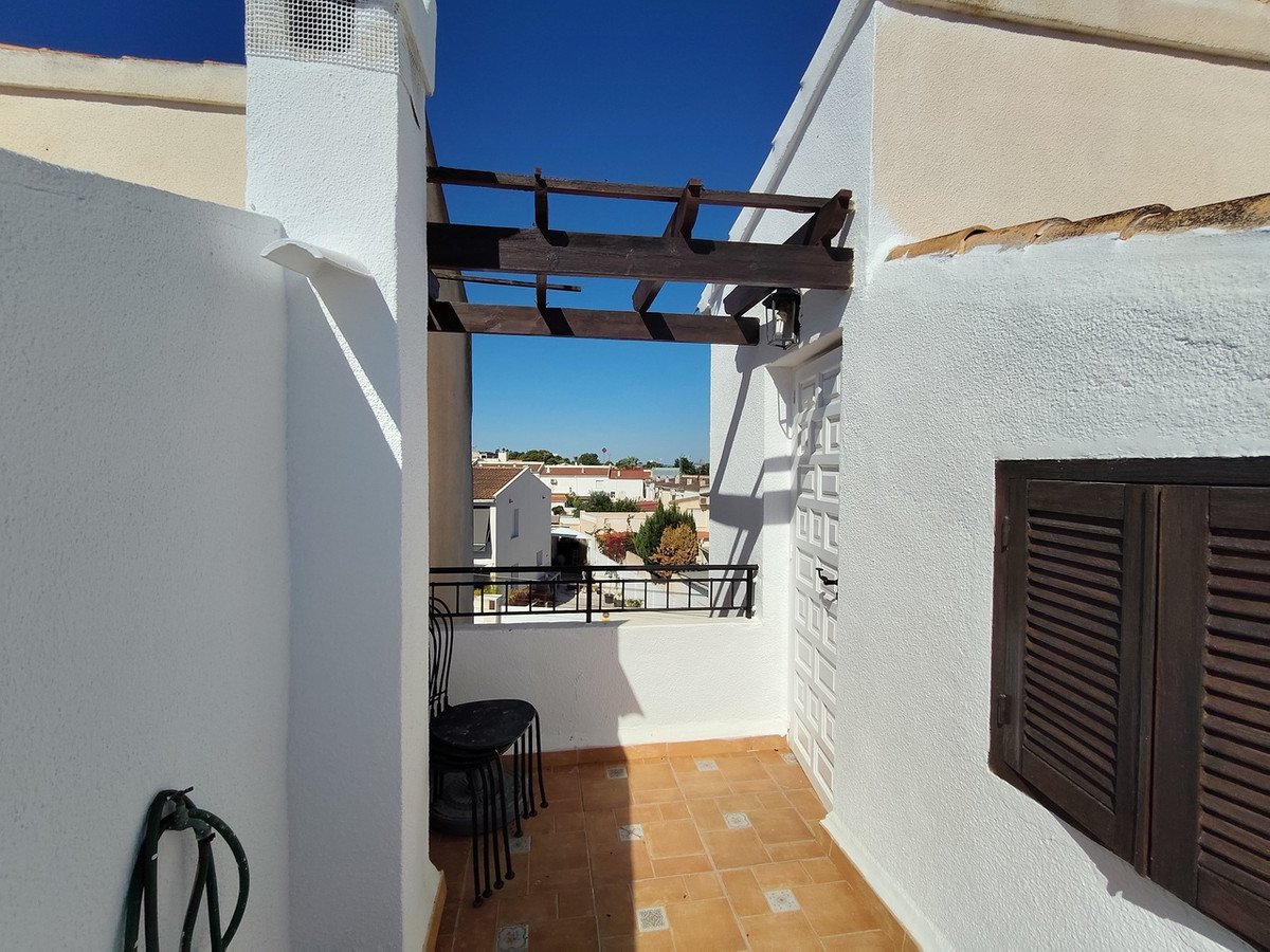 3 Bed Townhouse in Los Balcones