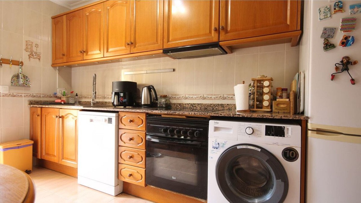 5 Bed Townhouse in Benidoleig